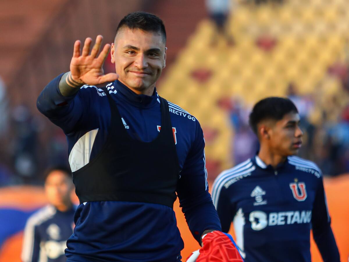 Cristóbal Campos celebra a la distancia el liderato de la U: “Me habría gustado también ser un aporte”