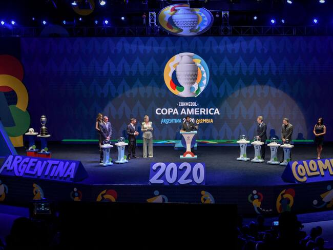 CARTAGENA, COLOMBIA - DECEMBER 03: Director of Competitions of CONMEBOL Hugo Figueredo speaks during the draw for Copa America 2020 co-hosted by Argentina and Colombia at Centro de Convenciones de Cartagena de Indias on December 03, 2019 in Cartagena, Colombia. (Photo by Guillermo Legaria/Getty Images)