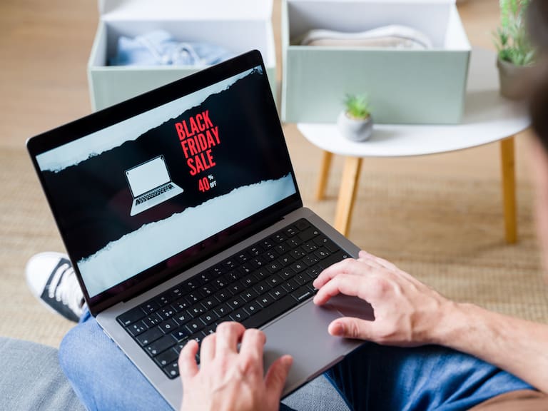 Black Friday 2025: Asociación Gremial Marcas del Retail y Sernac entregan recomendaciones para realizar compras seguras de forma física y online