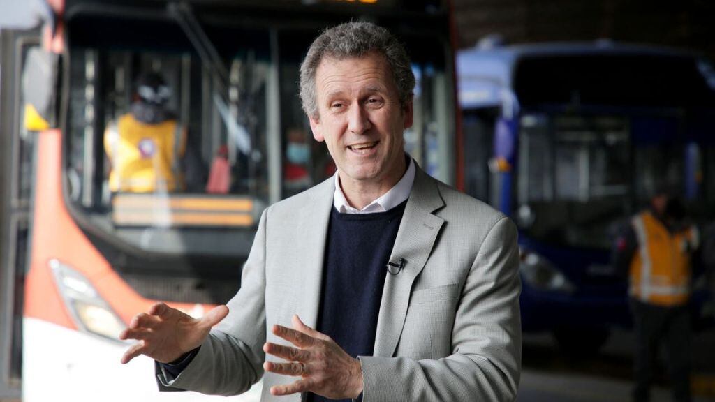 Juan Carlos Muñoz - Ministro de Transportes - bus de hidrógeno verde