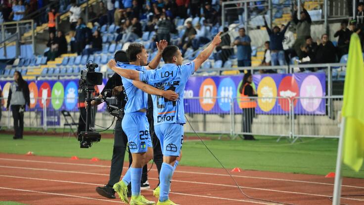 Con pifias a un mundialista y figuras celestes en las tribunas: el lado B del triunfal debut de O’Higgins en Copa Sudamericana
