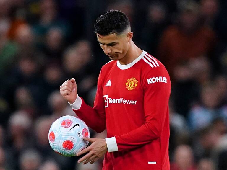 Manchester United se aleja de la Champions League