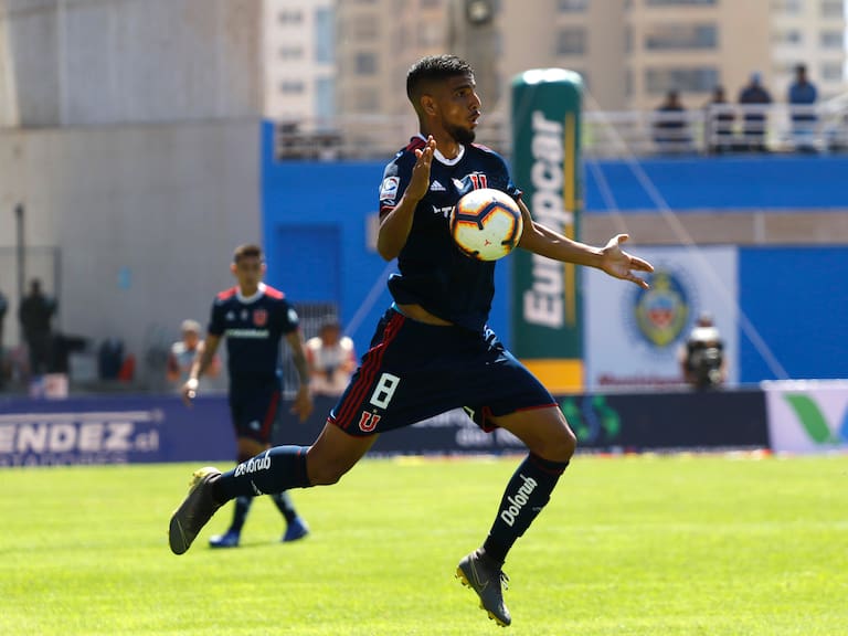 Augusto Barrios recibió consejos de Matías Rodríguez para ser el lateral derecho de Universidad de Chile: «Me dijo que me ve condiciones»