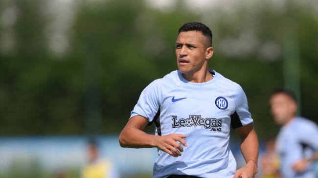 Alexis Sánchez reaparece en Inter tras sufrir inconveniente y su DT no lo descarta para el clásico ante Milan: "Tengo que evaluar"