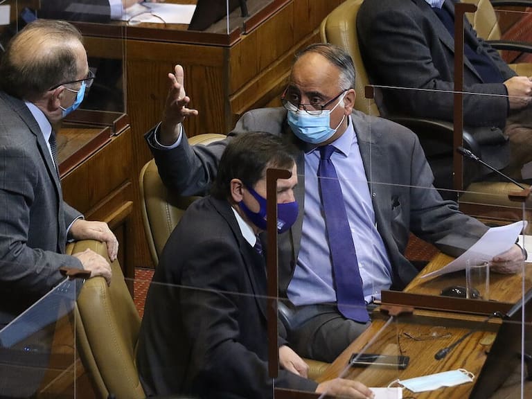 Diputados RN llamaron al Presidente electo Boric a plantear la devolución de los retiros de las AFP