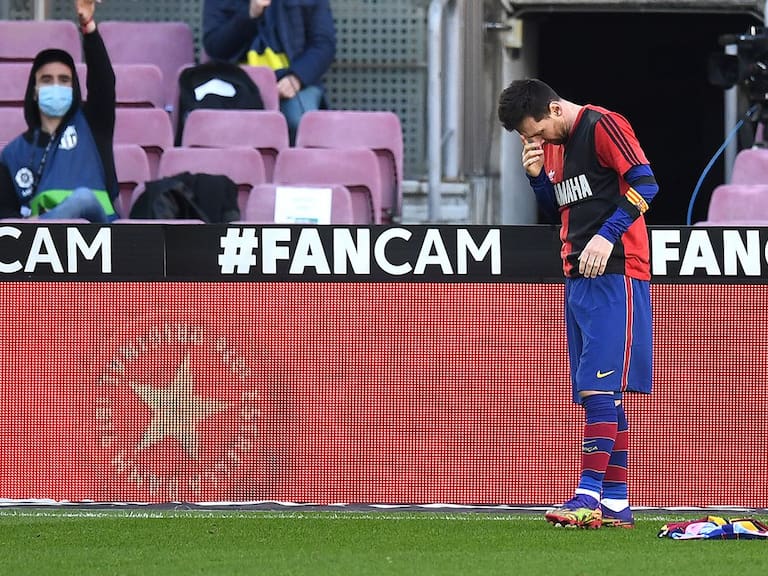 Lionel Messi y Barcelona recibieron multa económica por homenaje a Diego Maradona