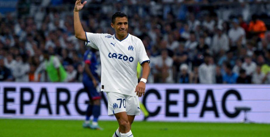 Juninho Pernambucano destaca la vigencia de Alexis Sánchez