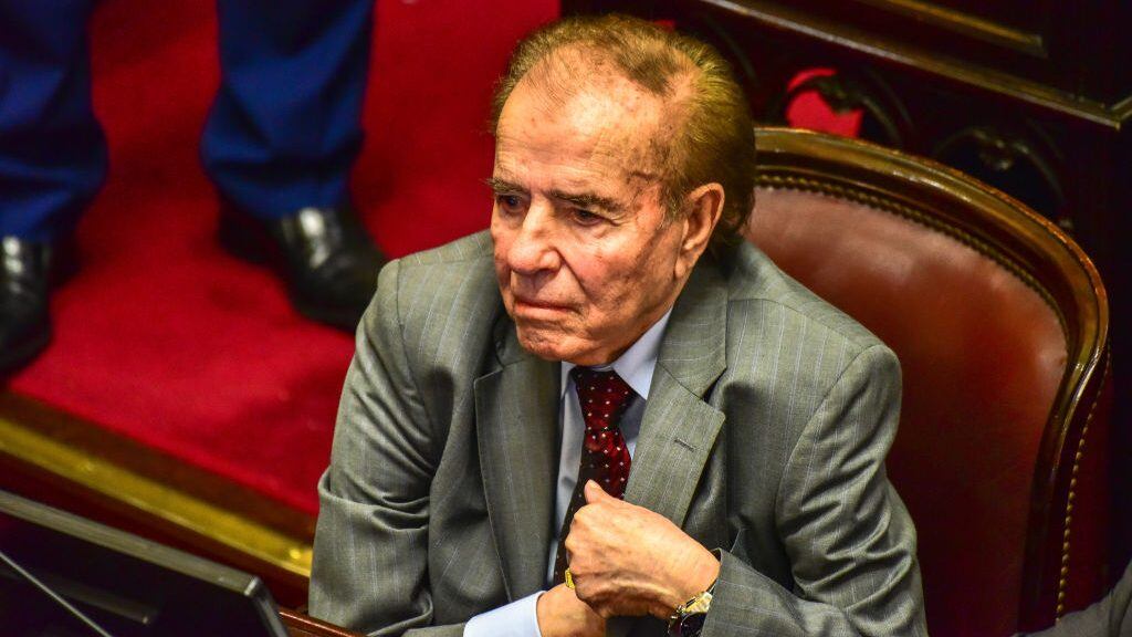 BUENOS AIRES, ARGENTINA - AUGUST 08: Carlos Saul Menem Senator for La Rioja looks on while senators vote for the new abortion law on August 8, 2018 in Buenos Aires, Argentina. The bill aims to expand abortion rights beyond current laws that allow it only in cases of rape or mother's health risk. It passed the Deputies chamber last month by 129 votes to 125. (Photo by Amilcar Orfali/Getty Images)