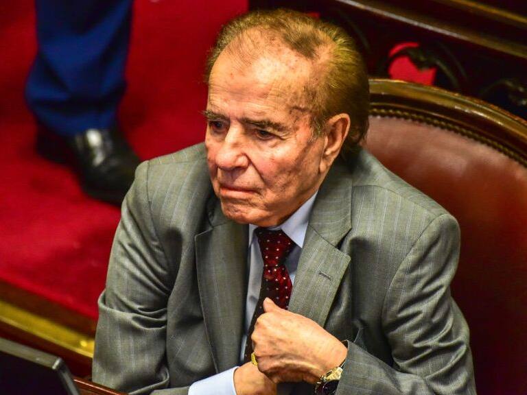 BUENOS AIRES, ARGENTINA - AUGUST 08: Carlos Saul Menem Senator for La Rioja looks on while senators vote for the new abortion law on August 8, 2018 in Buenos Aires, Argentina. The bill aims to expand abortion rights beyond current laws that allow it only in cases of rape or mother's health risk. It passed the Deputies chamber last month by 129 votes to 125. (Photo by Amilcar Orfali/Getty Images)