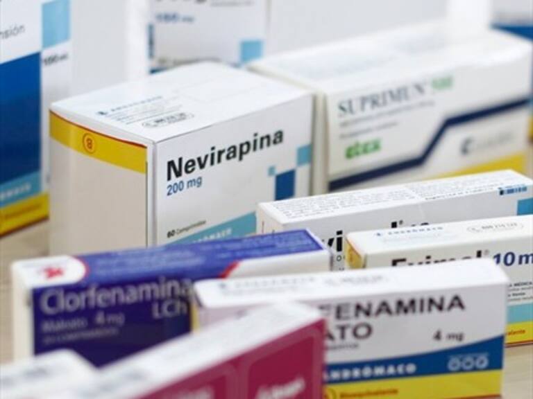 ISP prohíbe más de 150 medicamentos por falsificación
