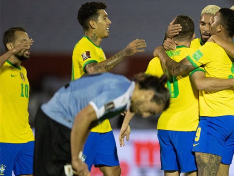 Brasil tumbó a Uruguay de visita y quedó como líder exclusivo de las Clasificatorias Sudamericanas