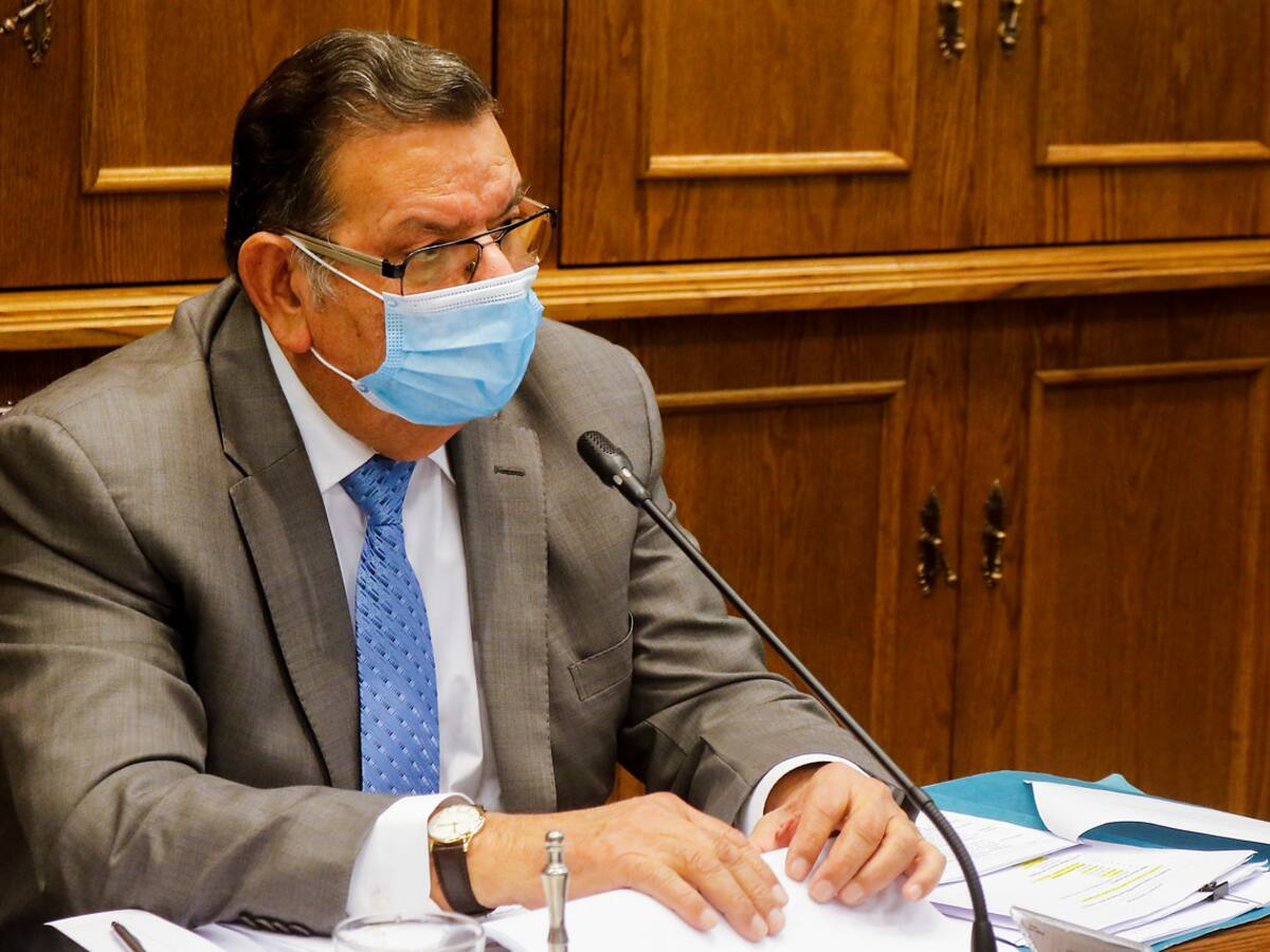 Rabindranath Quinteros, vicepresidente del Senado, contrajo Covid-19 e inició cuarentena