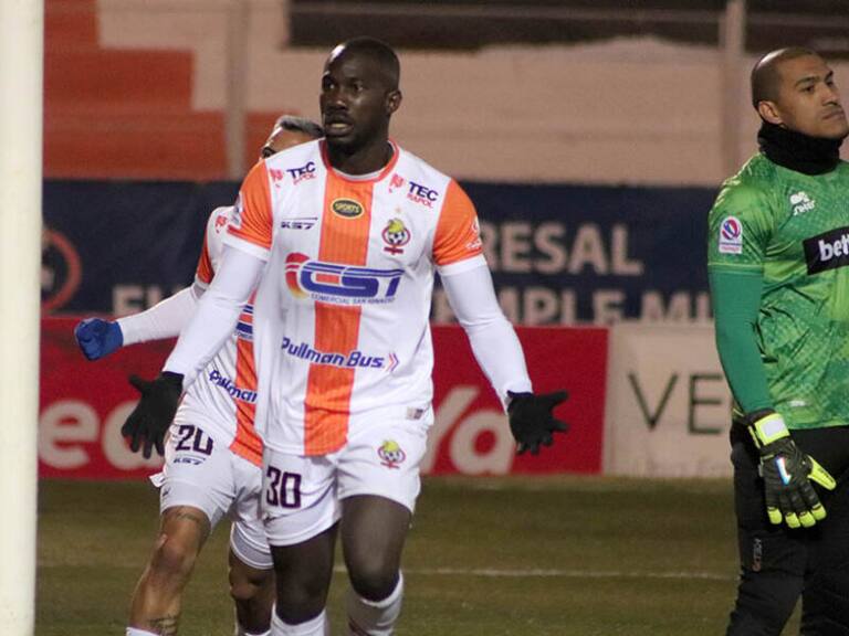 Alianza Lima oficializó a Cecilio Waterman como su nuevo delantero para la temporada 2024