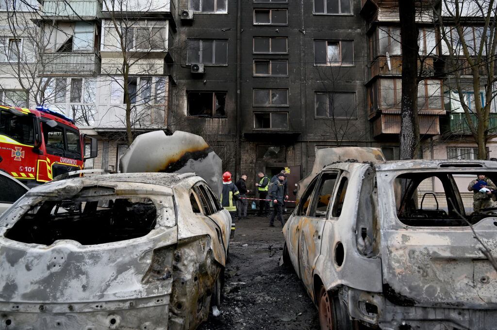Imagen de archivo de un edificio ubicado en la región de Kiev, en Ucrania, que fue atacado por proyectiles lanzados por Rusia