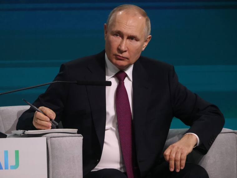El presidente ruso Vladimir Putin en un evento sobre IA en Moscú