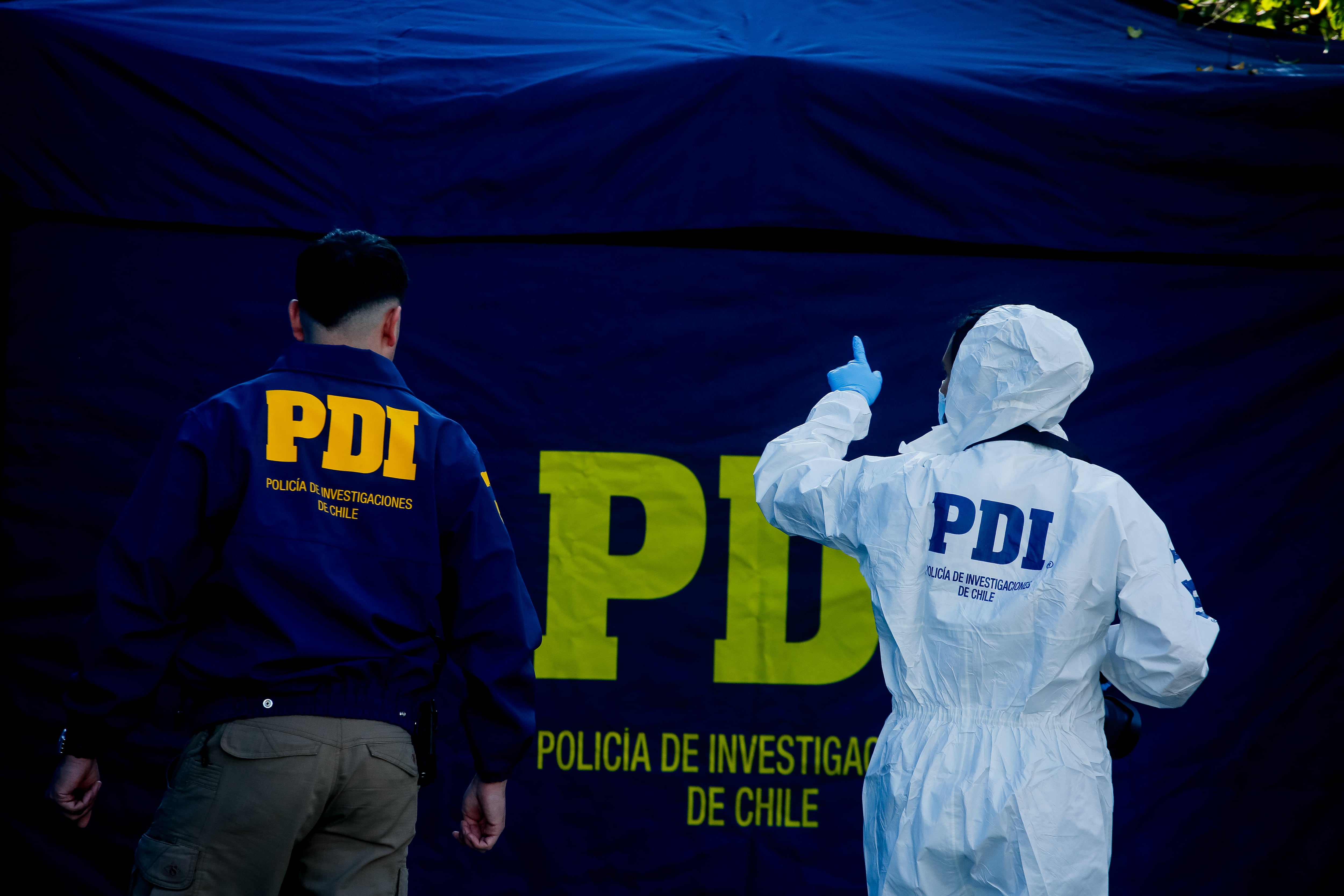 16 de abril de 2026/SANTIAGOEfectivos de la Policía de Investigaciones (PDI) trabaja en las pericias para esclarecer el hecho.
FOTO: HANS SCOTT/AGENCIAUNO