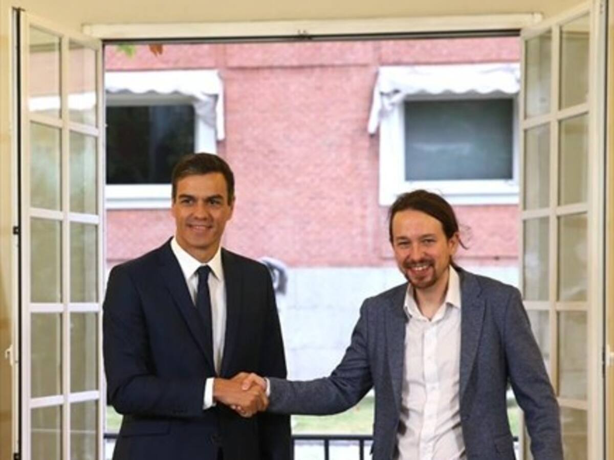 Gobierno español logra acuerdo para salario mínimo de 900 euros