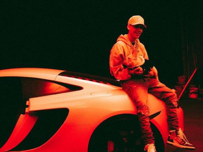 “Ah, no es tan caro”: Cris MJ sorprende comprando auto de 300 millones de pesos al contado