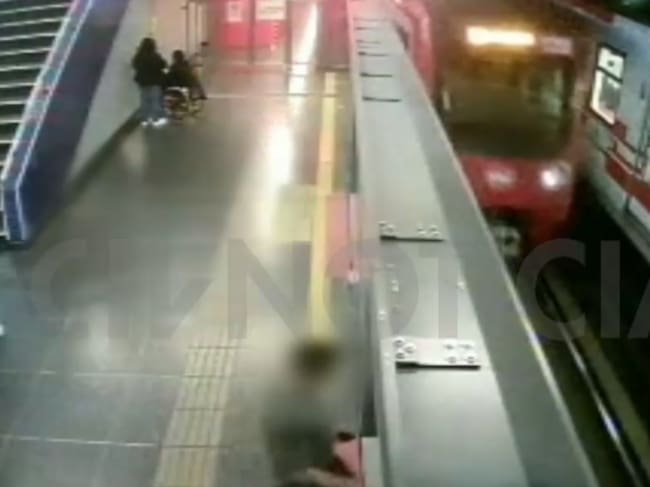 Presunto suicido en Metro
