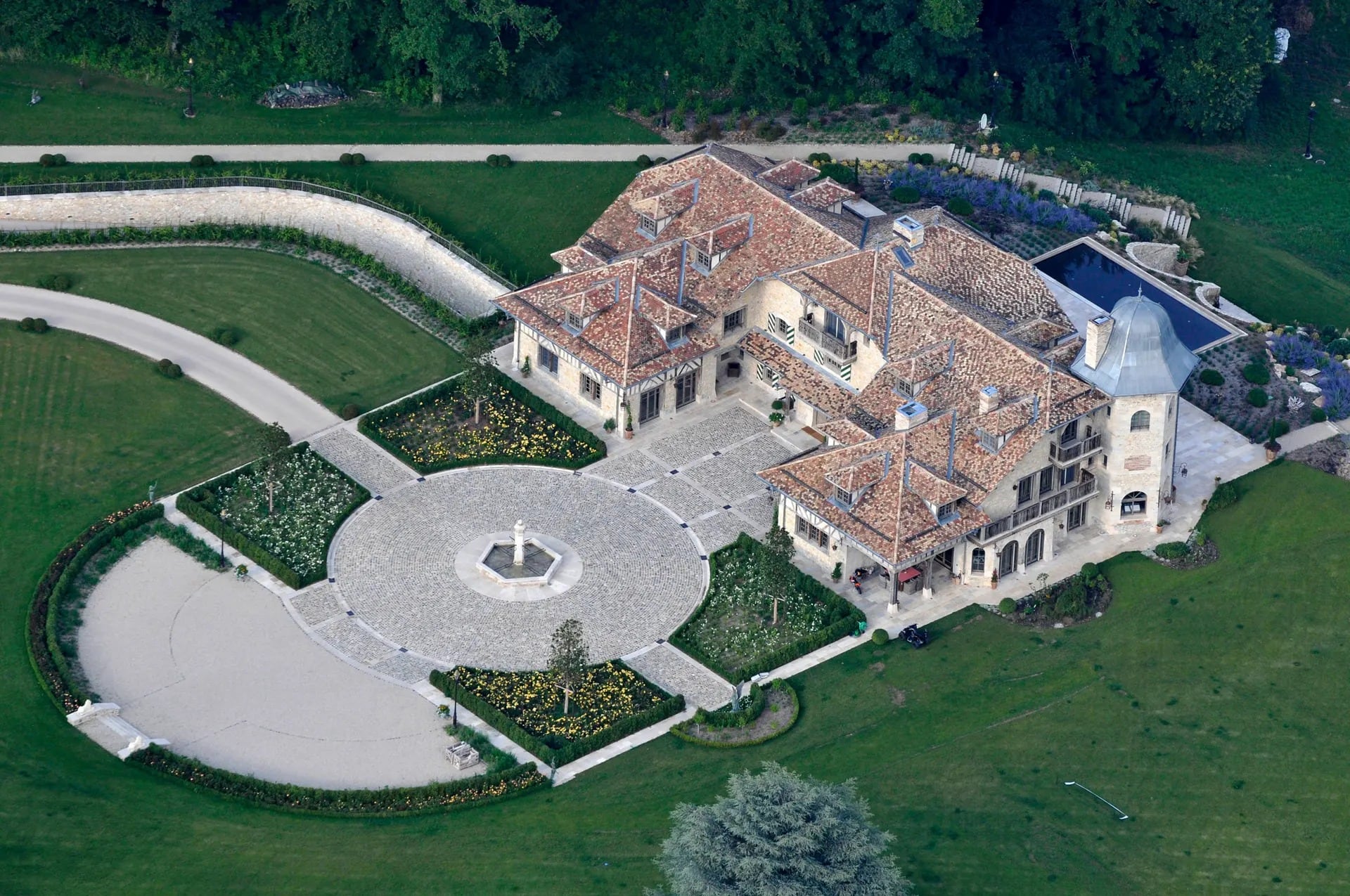 Los hechos habrían ocurrido el 23 de noviembre de 2019 en la mansión que la familia Schumacher posee en la ciudad de Gland, Suiza.