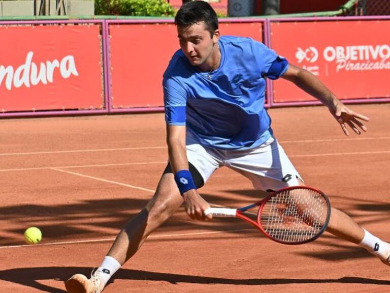 Tomás Barrios arrasa con Francisco Comesaña para avanzar a los cuartos de final del Challenger de Piracicaba