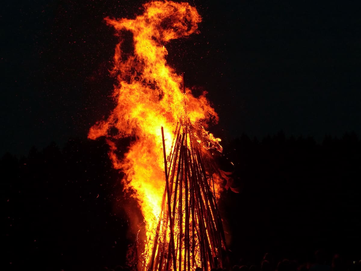 Noche de San Juan en Chile: tradiciones, rituales y el llamado a reconectar con la naturaleza