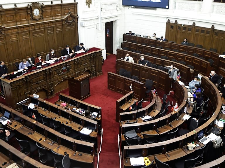 Pleno de la Convención Constitucional vota este jueves informe sobre normas transitorias