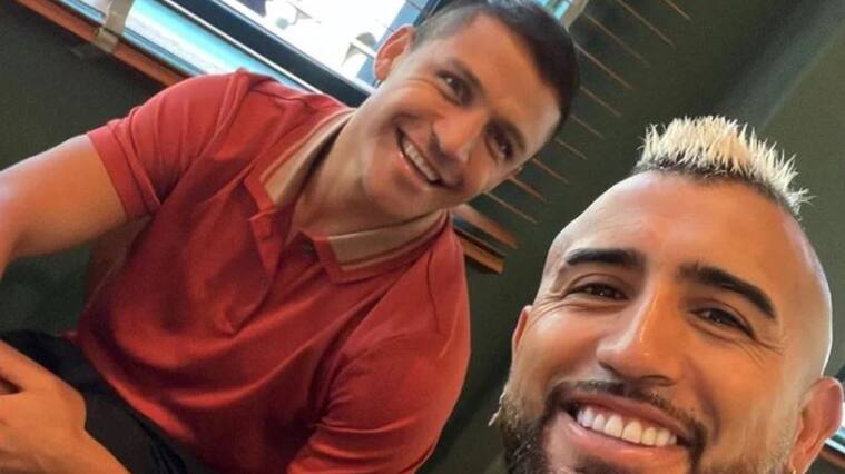 ¿Despedida o invitación? Arturo Vidal se reúne con Alexis Sánchez en Italia: "Mucha historia en una foto"