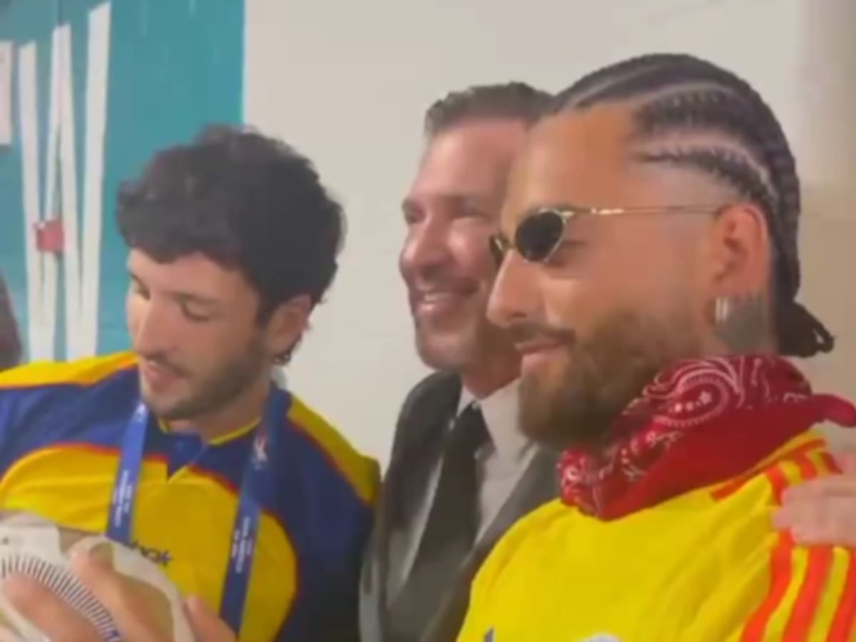 Captan a presidente de Conmebol fotografiándose con artistas en medio del caos en la final de Copa América