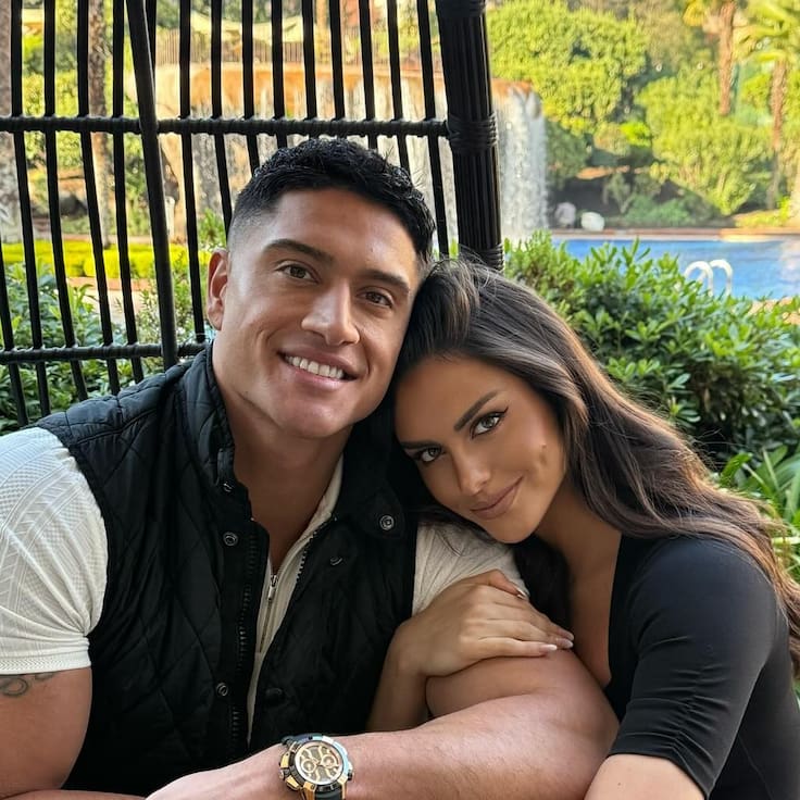 Nuevo integrante suma ternura a la familia de Emilia Dides y Sammis Reyes