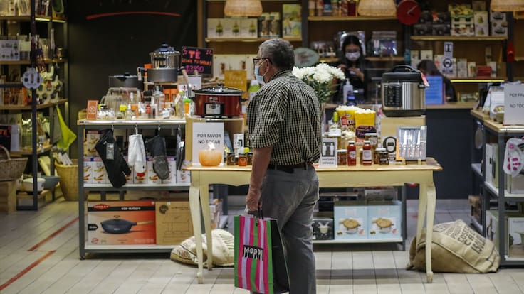 Ni salud ni educación: El inesperado gasto que los chilenos se niegan rotundamente a recortar