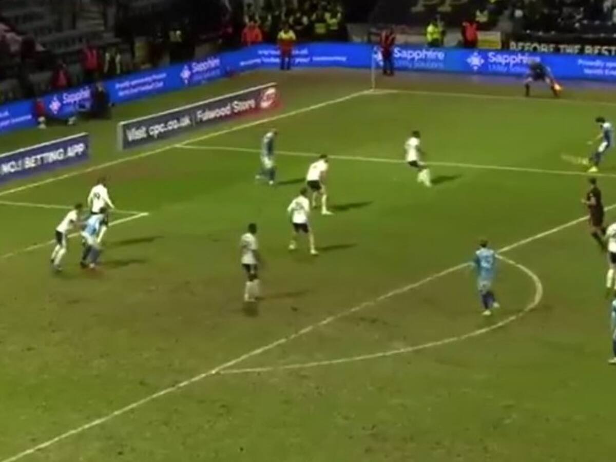 Brereton confirma su gran momento y ahora hace esto en Inglaterra: ¡valió tres puntos!