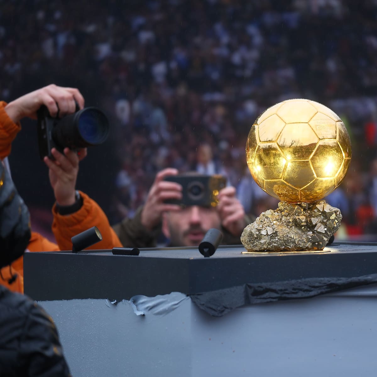 ¡Insólito error! Página oficial del Balón de Oro filtró quién sería el ganador a minutos de la premiación