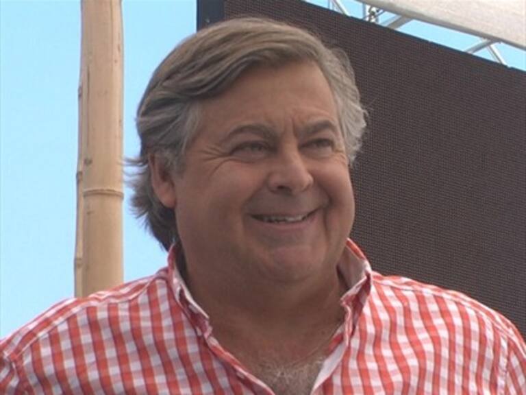 Enresto Belloni regresa a Morandé con compañía a cuatro meses de su salida