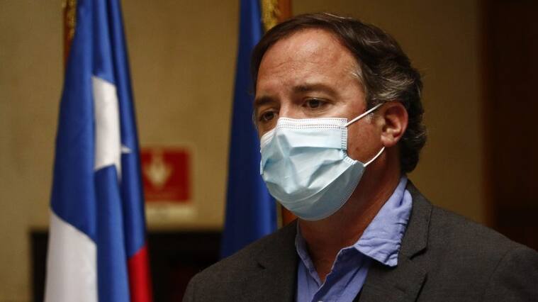 21 DE ABRIL DE 2021/VALPARAISOEl diputado Matias Walker ofrece un punto de prensa, en donde se refieren a la posibilidad de presentar una acusacion constitucional en contra del Presidente de la Republica, luego que anunciara la presentacion ante el Tribunal Constitucional del proyecto que permite un tercer retiro de los fondos de pensiones.
FOTO: LEONARDO RUBILAR CHANDIA/AGENCIAUNO