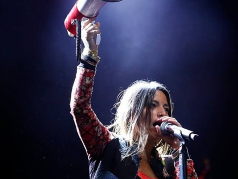 Ana Tijoux: ¿Cuándo le van a preguntar a los hombres dónde dejan a sus hijos en las giras?