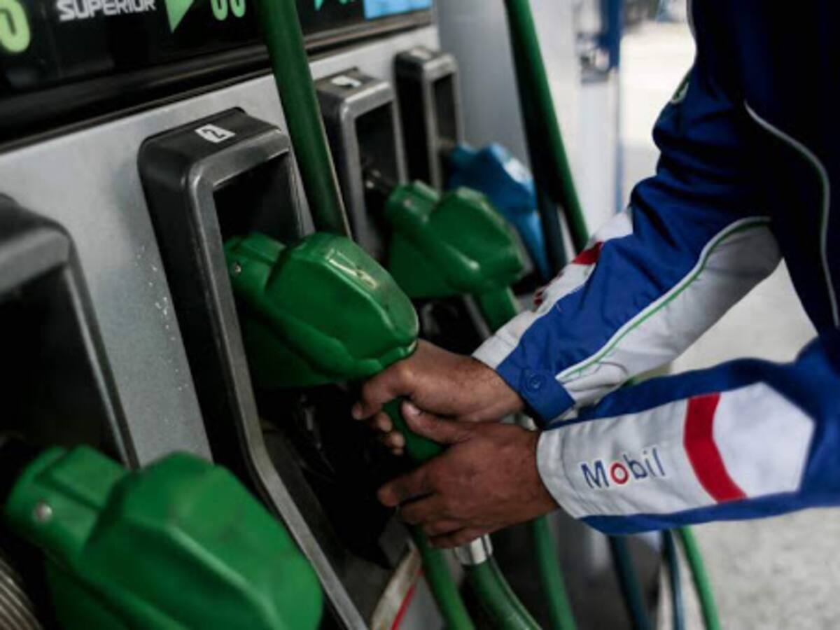 ENAP informó que por decimoctava semana consecutiva bajarán los precios de los combustibles en el país