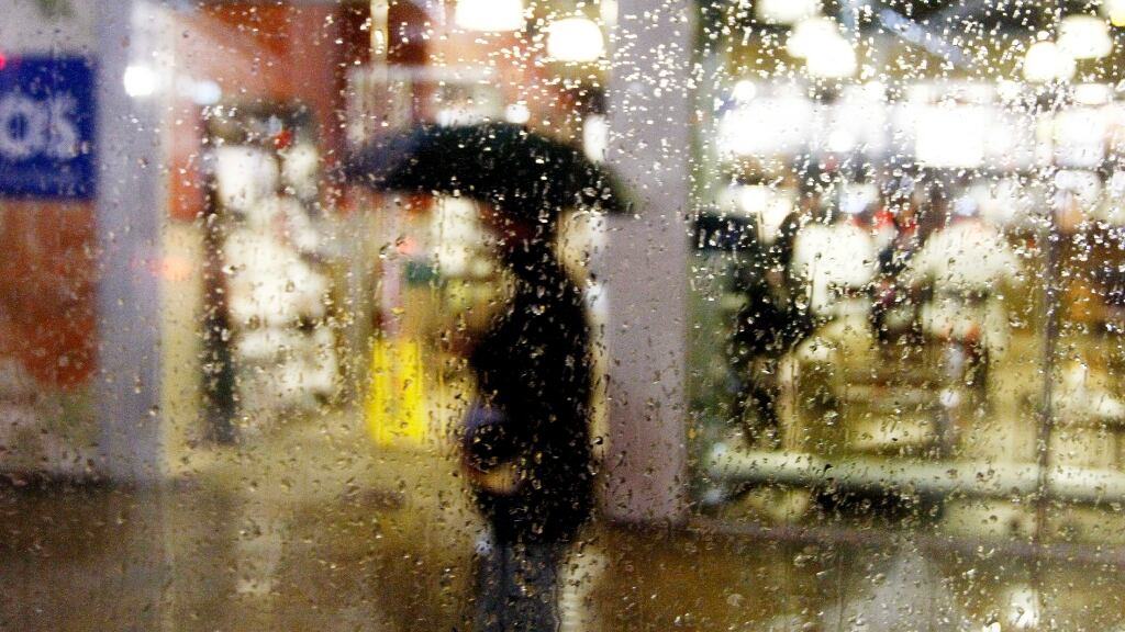 Lluvia en Santiago Sistema Frontal