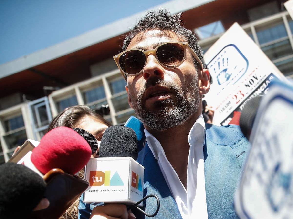 “Gracias por llegar a salvarme”: Denunciante de Jorge Valdivia por presunta violación revela que está embarazada