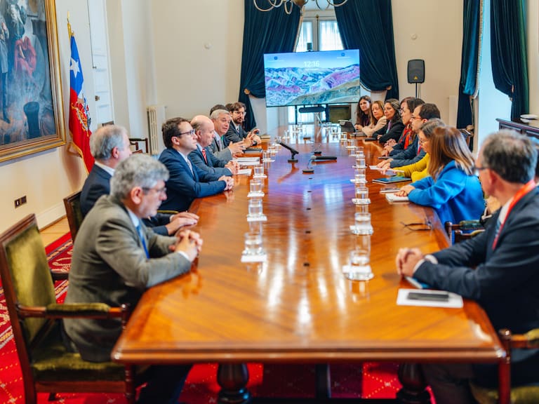 Gobierno activa comisión de expertos para impulsar una reforma al empleo público