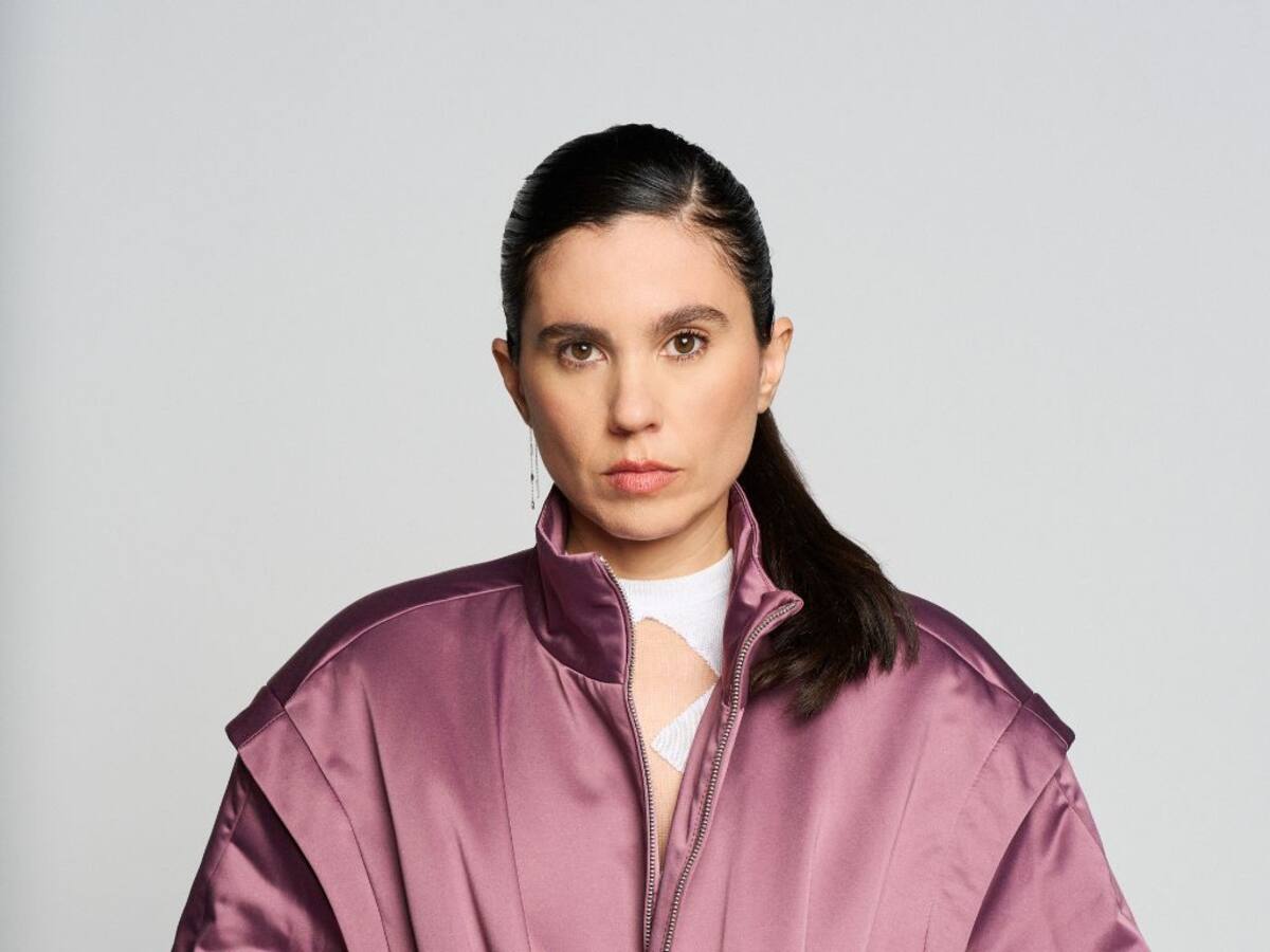 Tras éxito de ventas: Javiera Mena va por el Movistar Arena a full capacidad con histórico show de Esquemas Juveniles