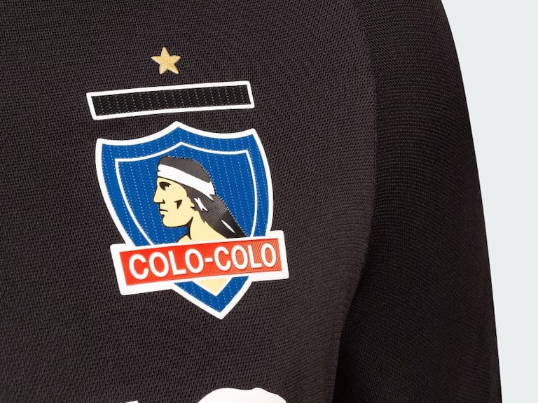 Volvió el negro: Colo Colo oficializa su nueva camiseta de visita 2024 y el precio que esta tendrá