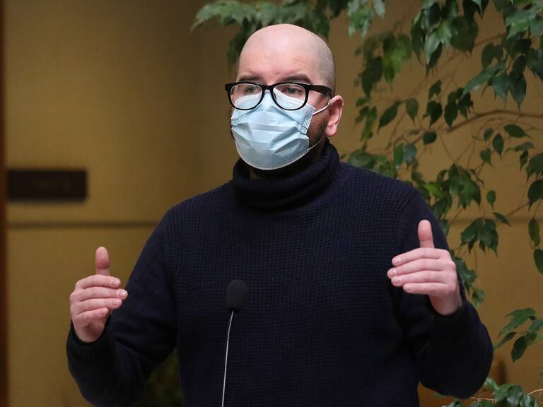 Giorgio Jackson por cuarto retiro de las AFP: «Si nos hubieran hecho caso, la gente ya tendría su plata»