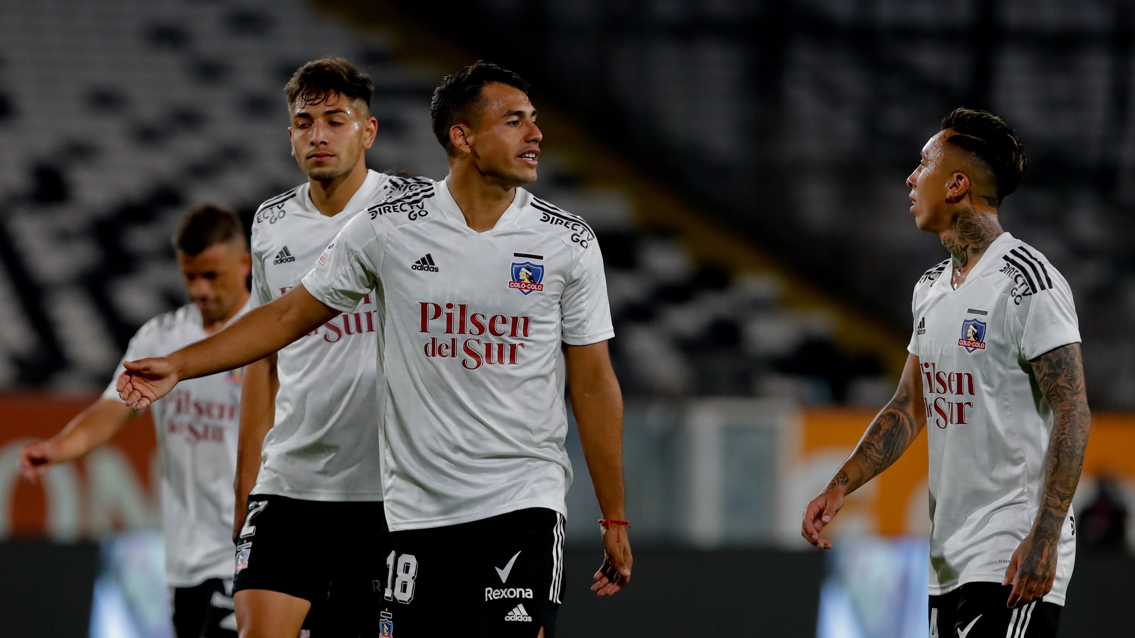 11 de Abril del 2021/SANTIAGOJugadores de Colo Colo se lamentan ,durante el partido valido por la tercera fecha del Campeonato Nacional AFP PlanVital 2021, entre Colo Colo vs O'Higgins, disputado en el Estadio Monumental.
FOTO:FRANCISCO LONGA/AGENCIAUNO