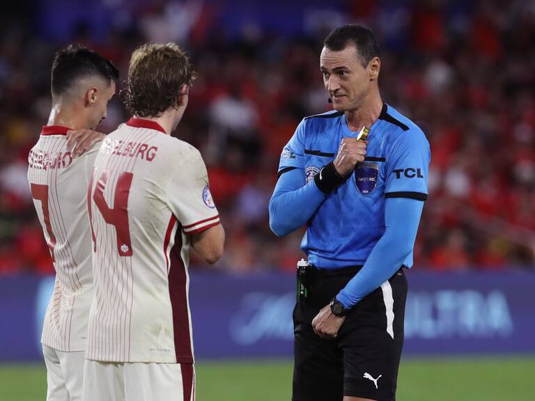 “Increíble que con la tecnología que existe a día de hoy en el fútbol, te puedan cagar de esta manera” | Getty Images