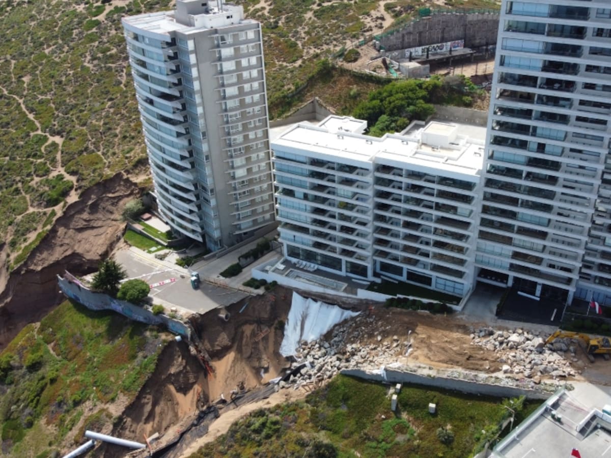 Nuevo intento de robo en edificio afectado por socavones en Reñaca: hay cuatro menores de edad detenidos