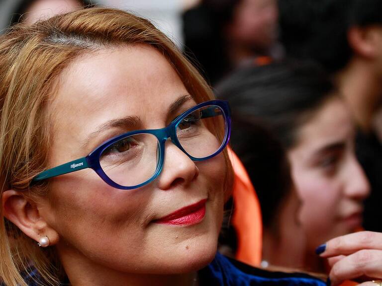 Cathy Barriga compone el «top 3» de sueldos más altos entre los alcaldes de la Región Metropolitana