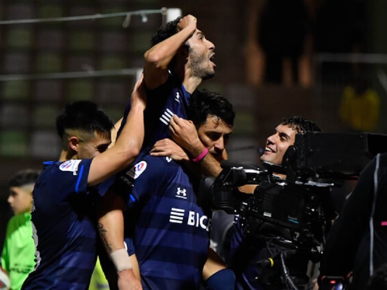 Universidad Católica recupera terreno en el Campeonato Nacional tras sólida goleada sobre Deportes Copiapó