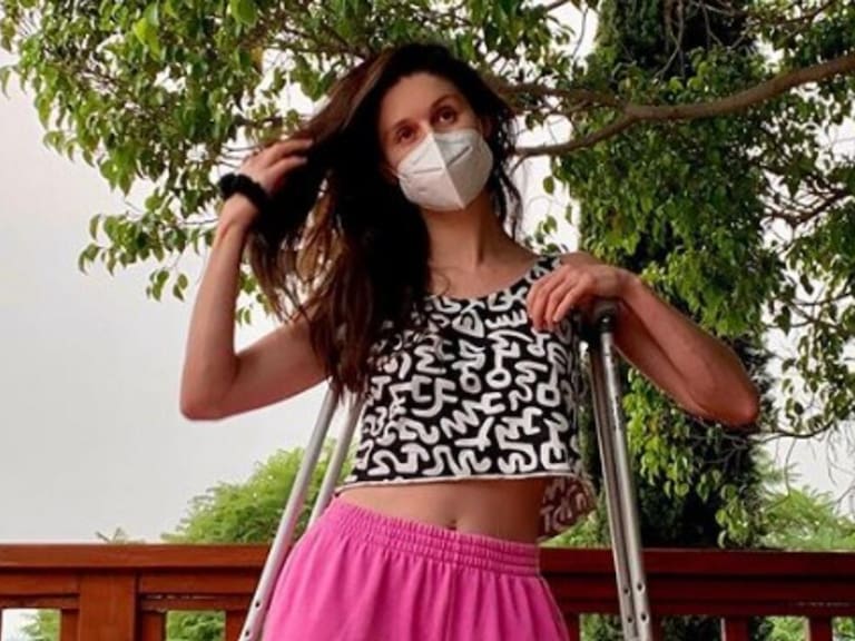 En muletas: Francisca Valenzuela reveló dura lesión en medio de la pandemia