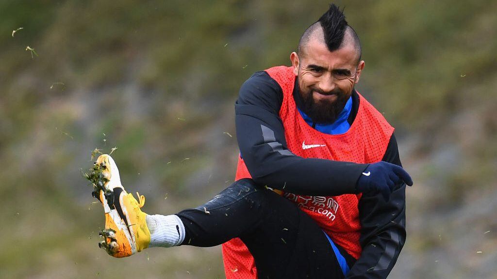 COMO, ITALY - JANUARY 15: Arturo Vidal is seen during an FC Internazionale training session at Appiano Gentile on January 15, 2021 in Como, Italy. (Photo by Claudio Villa - Inter/Inter via Getty Images)